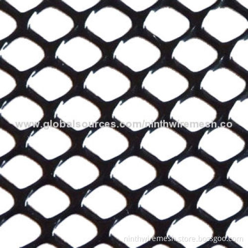 Plastic mesh, a kind of barrier fencing, made of high-density and low pressure polypropylene